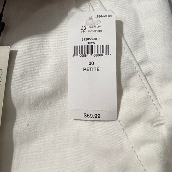 Authentic Chino Girlfriend Fit - Picture 4 of 8